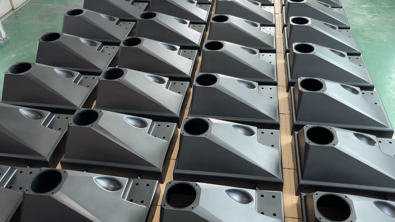 Reaction Injection Molding Large Plastic Enclosures.png