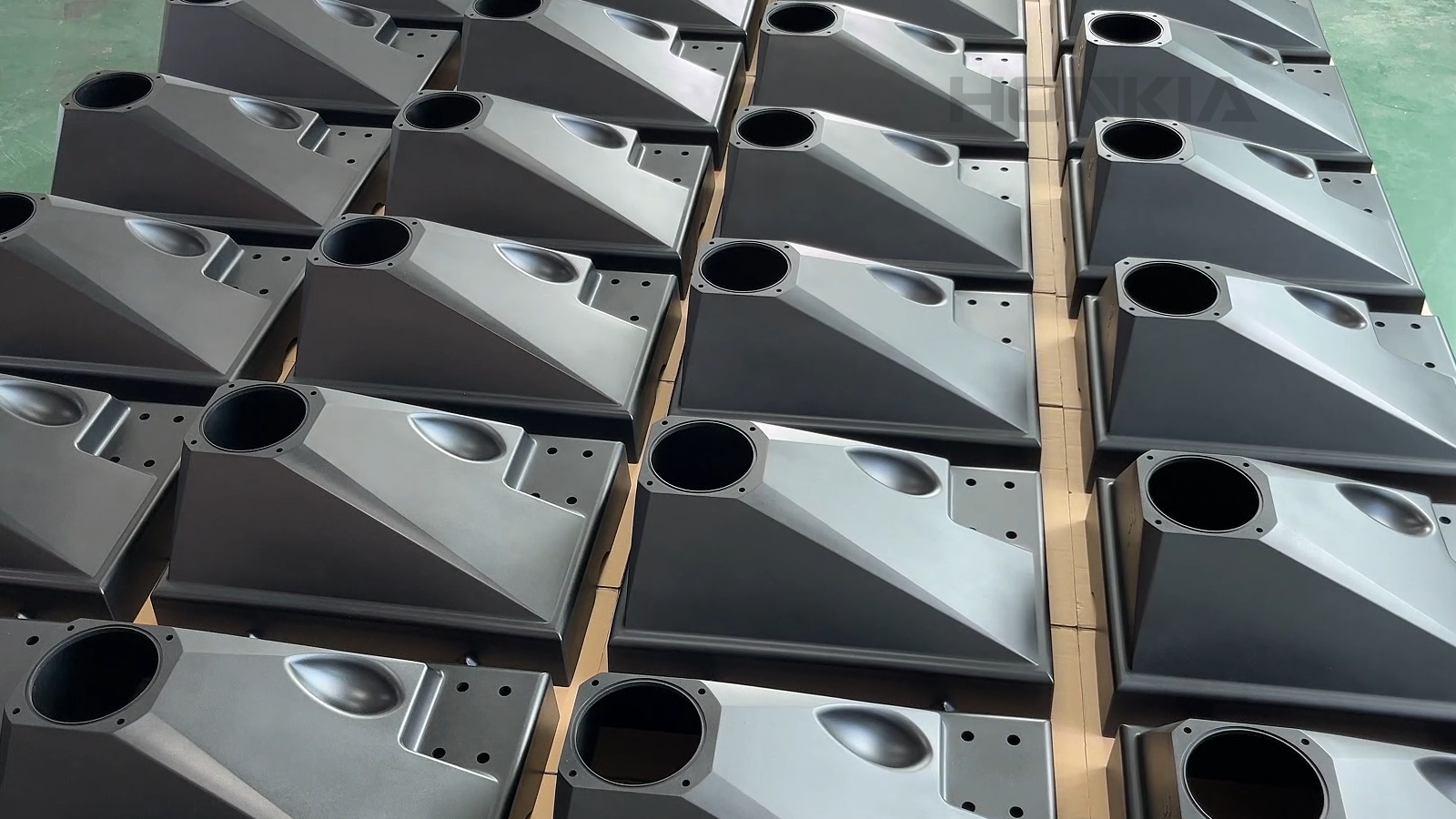 reaction injection molding big enclosures.png